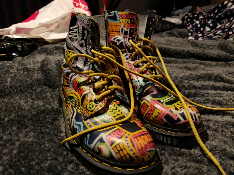 dr martens kaboom
